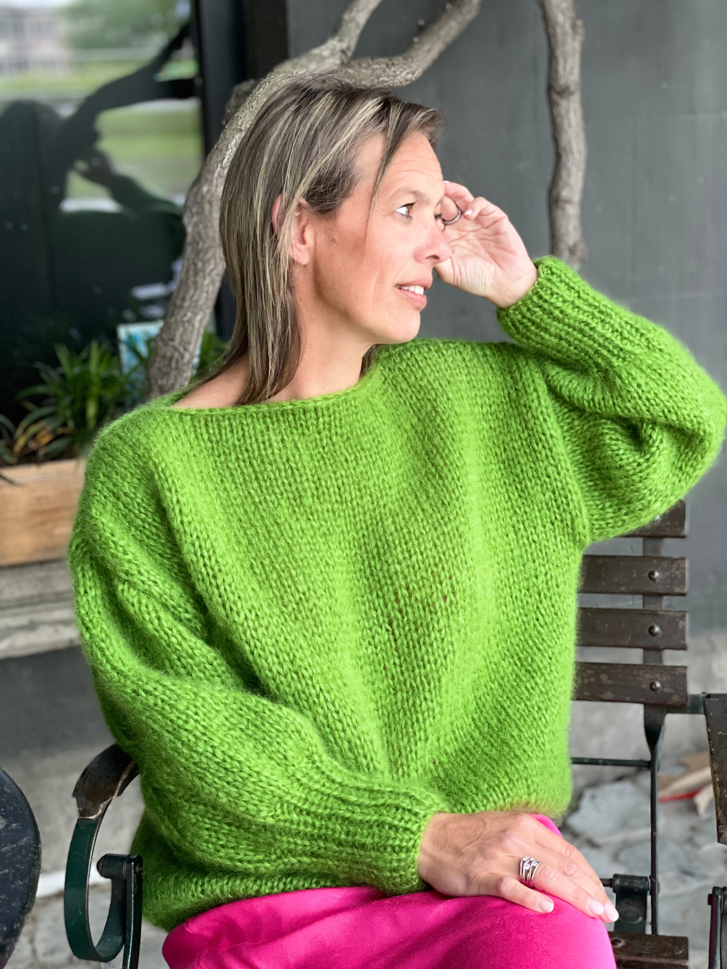 Oversized pullover met accent mouw